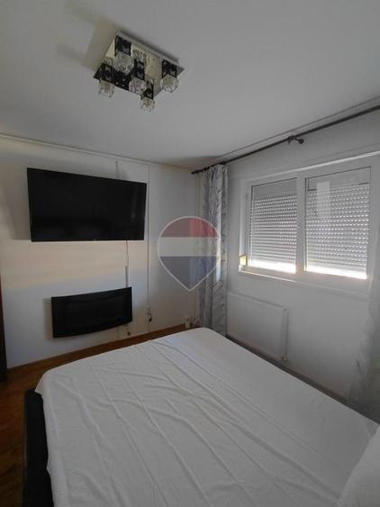 Apartament cu 2 camere semidecomandat, mobilat în Titan