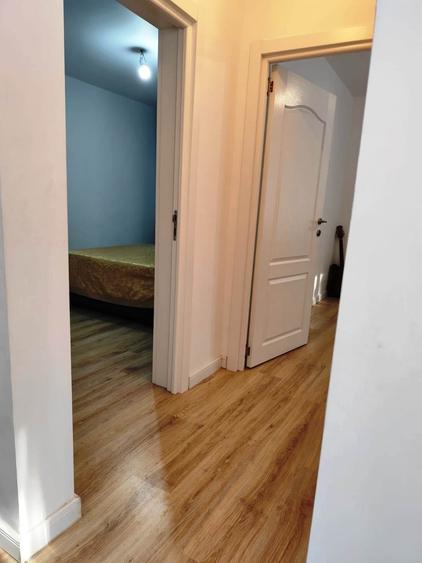 Apartament cu 3 camere decomandat în Apărătorii Patriei