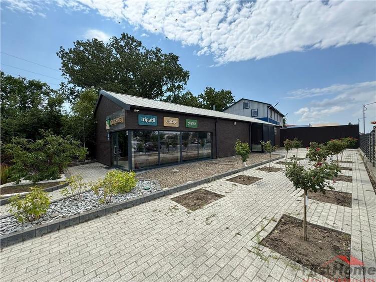 Spațiu comercial, de 200 mp, în Sud