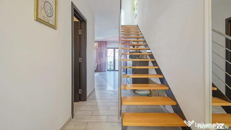 Casă cu 4 camere cu Teren 253 Mp în Bartolomeu