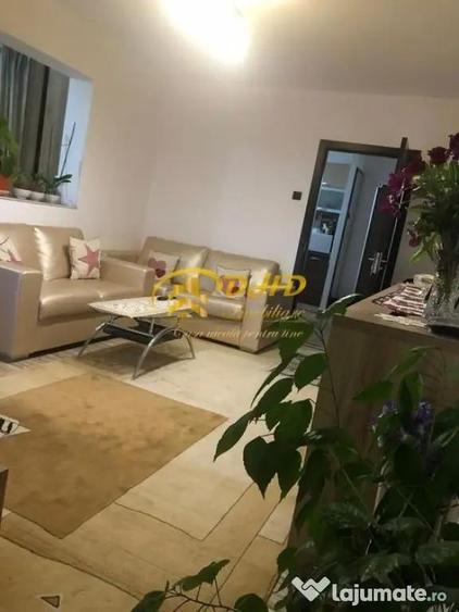 Apartament cu 3 camere semidecomandat în Central
