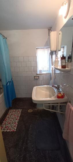 vanzare casa si teren - 6