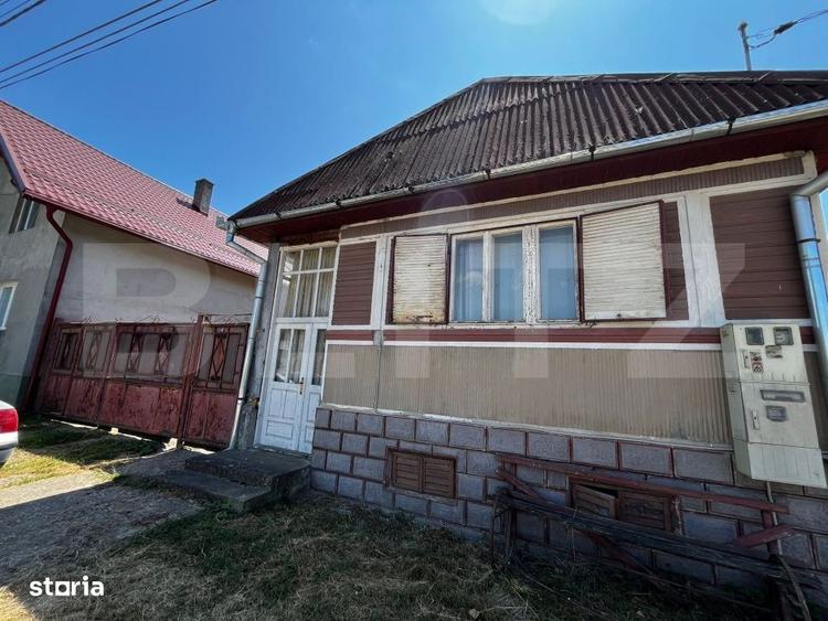 Casă cu 4 camere cu Teren 3300 Mp în Șieu