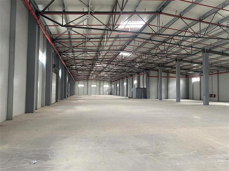 Spațiu industrial, de 4,260 mp, în Central
