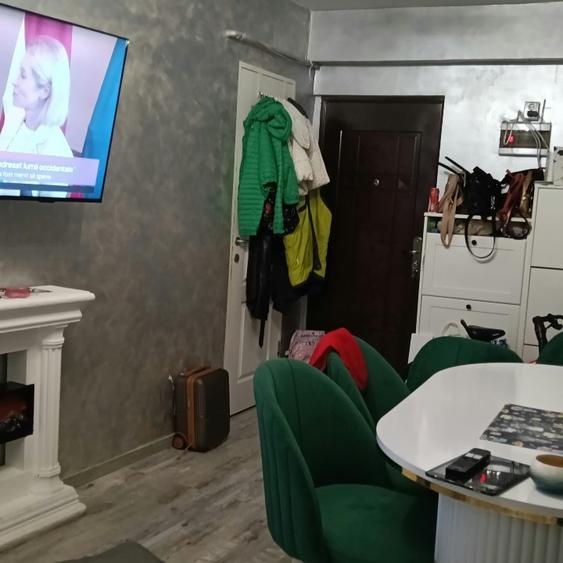 Garsonieră semidecomandată, mobilată în Titan