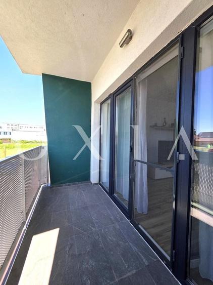 Apartament cu 3 camere decomandat, mobilat în Buziașului