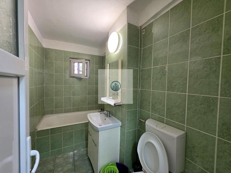 Apartament cu 2 camere semidecomandat în Gojdu