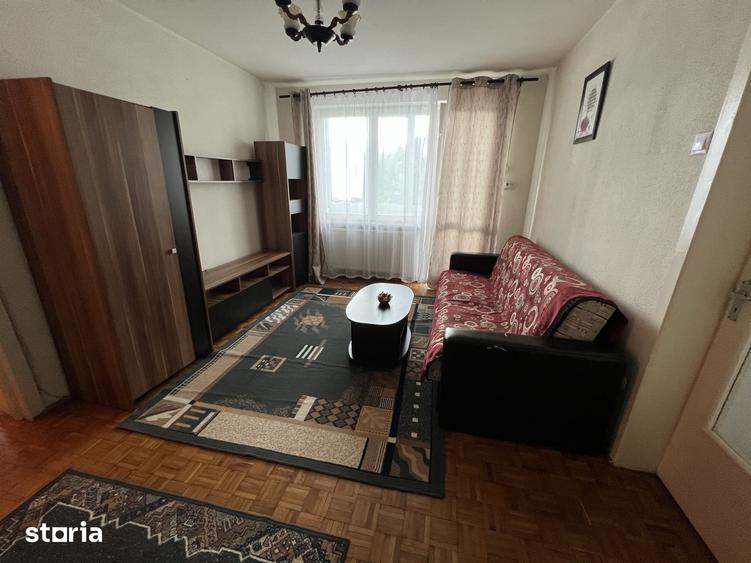 Apartament cu 3 camere decomandat în Calea Dumbrăvii