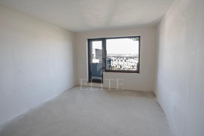 Apartament cu 3 camere decomandat în Zorilor