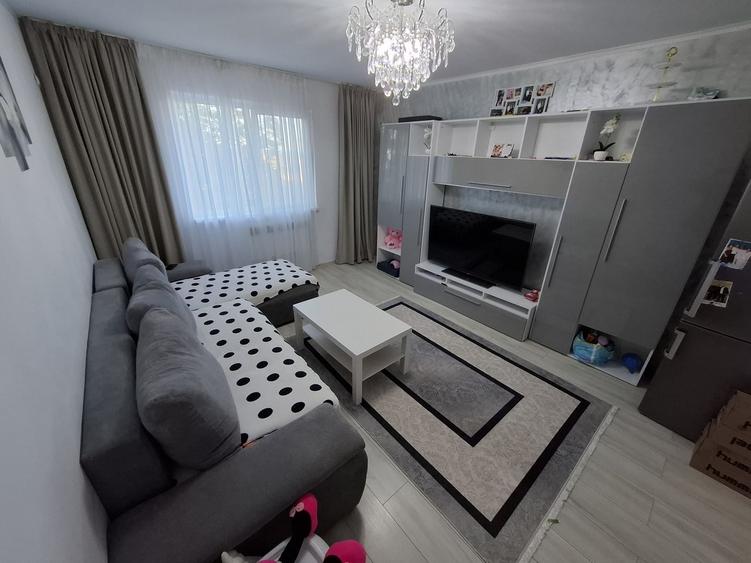 Garsonieră renovată zona Far - 4