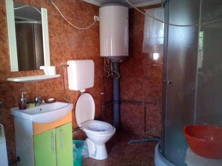 Casă cu 3 camere în Muncitoresc