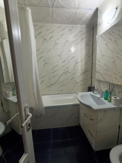 Apartament cu 2 camere decomandat în Palas