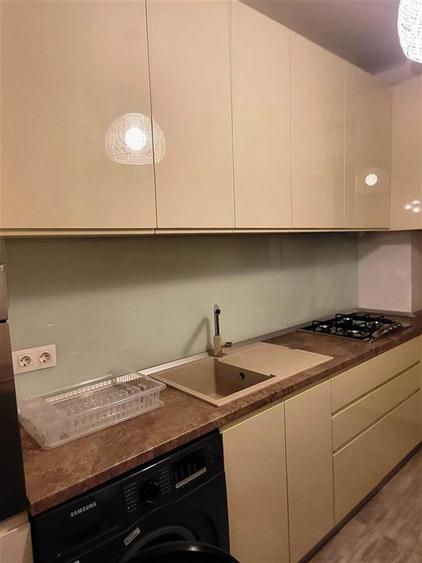 Apartament 3 camere in Ploiesti, zona 9 Mai - 14