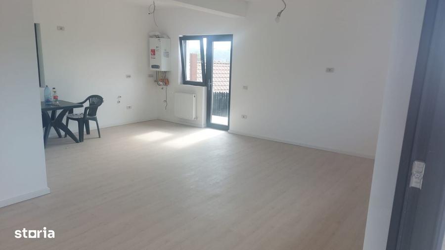 Casă cu 3 camere cu Teren 440 Mp în Horpaz