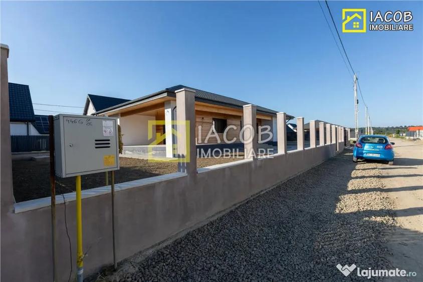 Casă cu 4 camere cu Teren 500 Mp în Hemeiuș