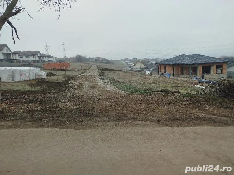Teren de 530 mp, în Nazna