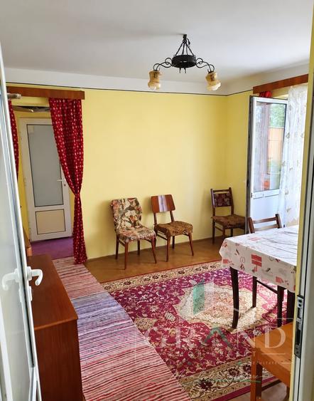 Apartament cu 3 camere semidecomandat, mobilat în Mănăștur