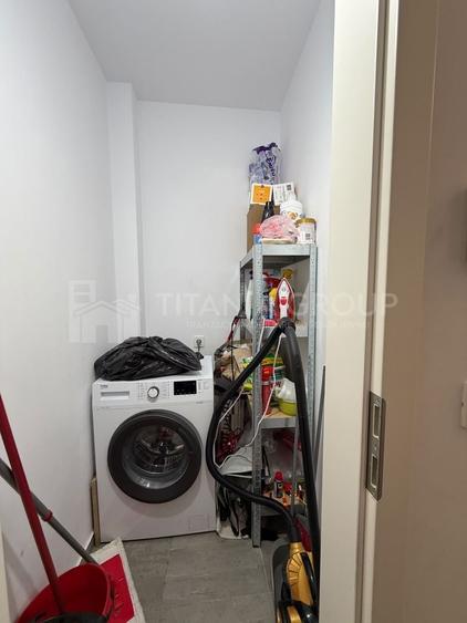Apartament cu 2 camere decomandat, mobilat în Tractorul