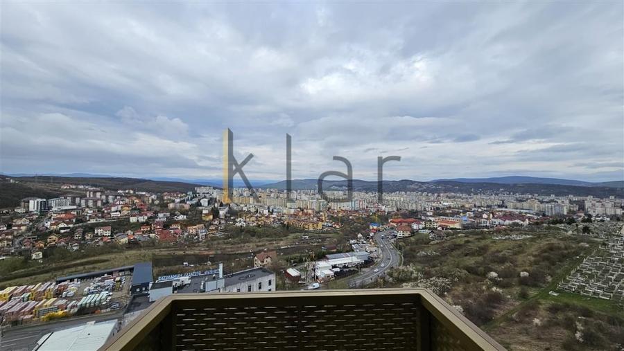 Apartament cu 3 camere semidecomandat, mobilat în Zorilor