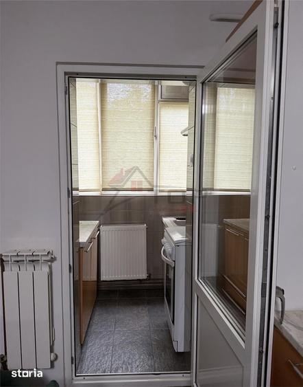 Apartament cu 2 camere decomandat în Nicolina