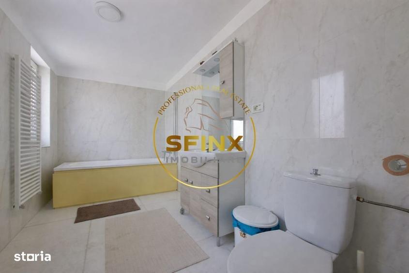 Casă cu 4 camere cu Teren 500 Mp în Central