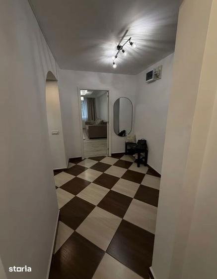 Apartament cu 3 camere în Berceni