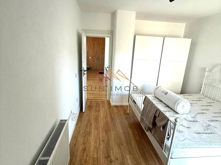 Apartament cu 3 camere, mobilat în Central