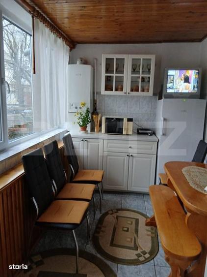 vanzare apartament 2 camere, vis-a-vis de ?coala nr. 8 - 6