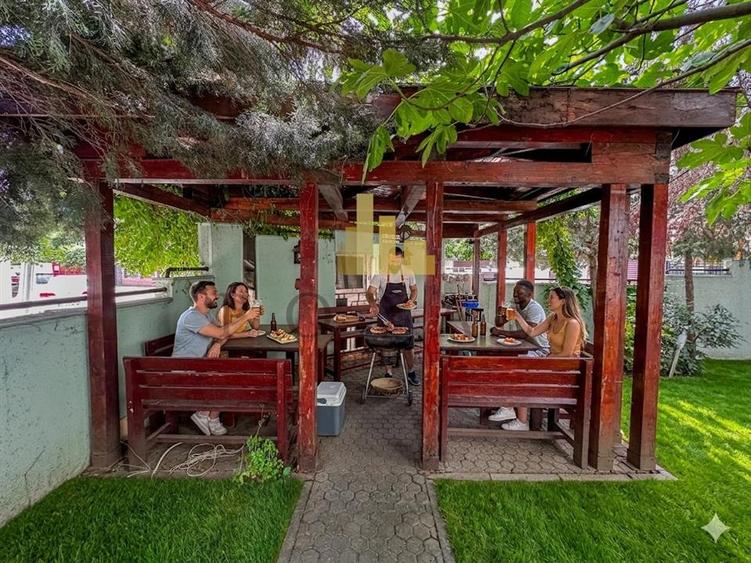 Casă cu 5 camere cu Canalizare în Vatra Luminoasă