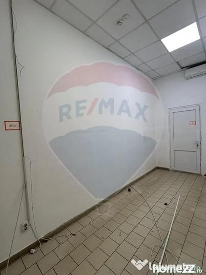 Spațiu comercial, de 58 mp, în Central