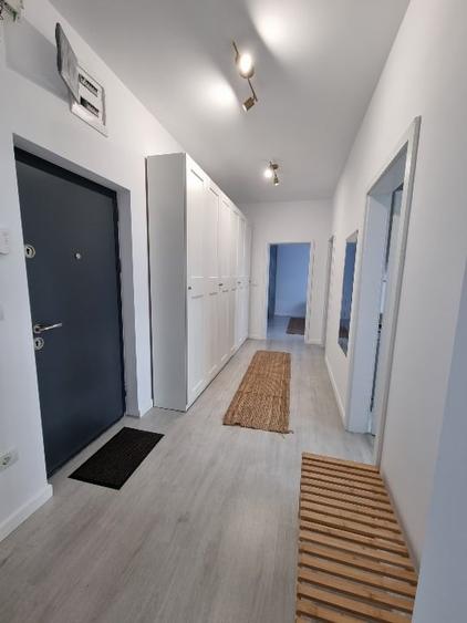 Apartament cu 2 camere decomandat, mobilat în Aradului