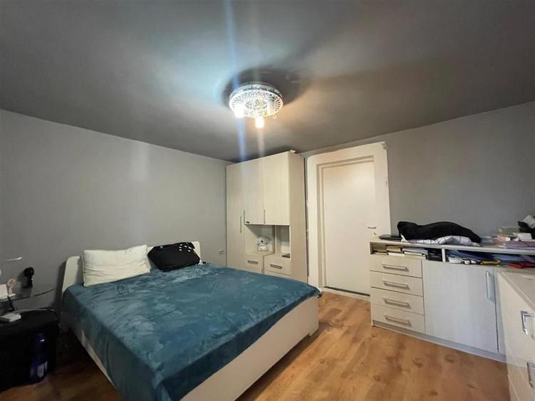 Casă individuală cu 3 camere cu Teren 744 Mp în Leș