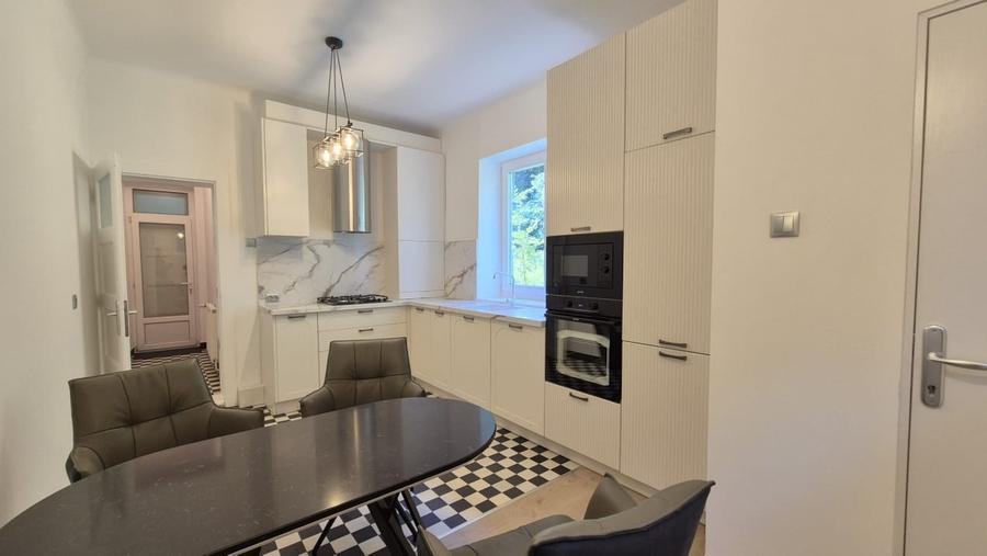 Apartament cu 2 camere circular, mobilat în Centrul Istoric