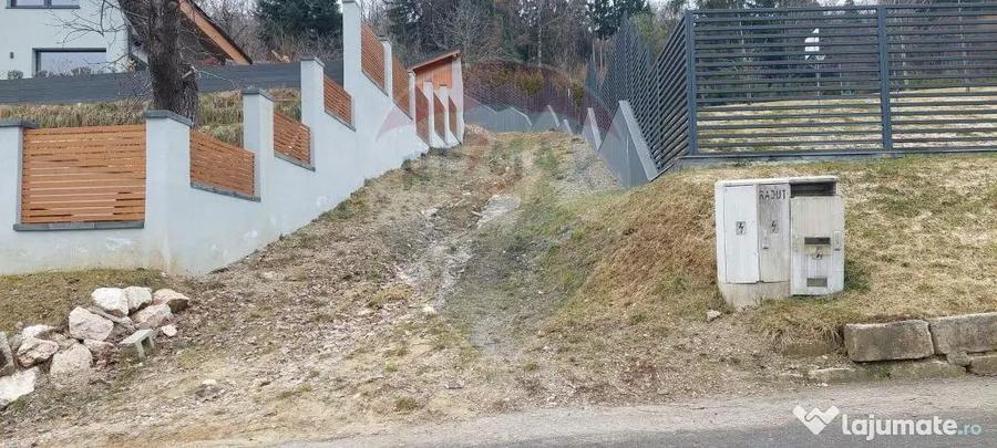 Teren de 2710 mp, în Centrul Istoric