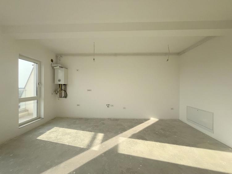 Apartament cu 3 camere decomandat în Torontalului