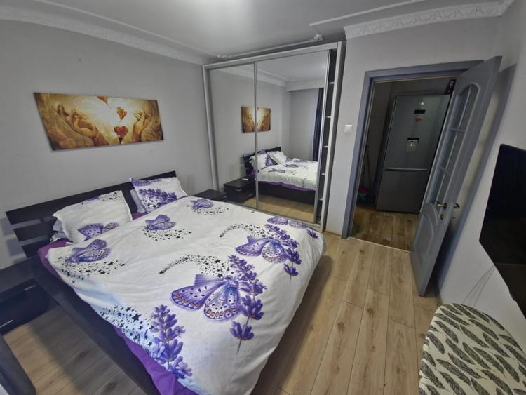 Apartament cu 2 camere decomandat în CET
