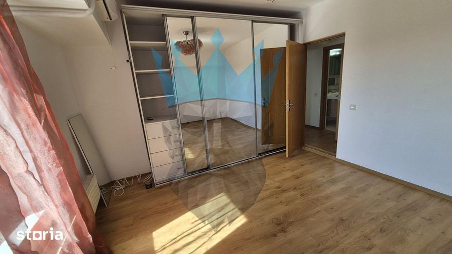 Apartament cu 4 camere în Centrul Civic