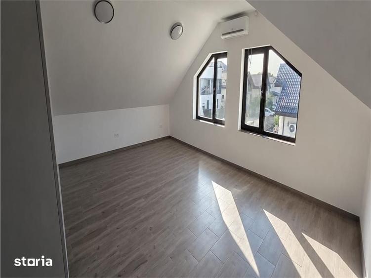 Casă cu 5 camere cu Teren 455 Mp în Sud