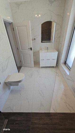 Casă cu 3 camere cu Teren 340 Mp în Central