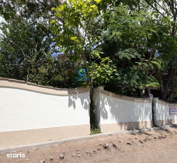 Casă cu 9 camere cu Teren 500 Mp în Nord