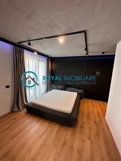Apartament cu 3 camere decomandat, mobilat în Albert