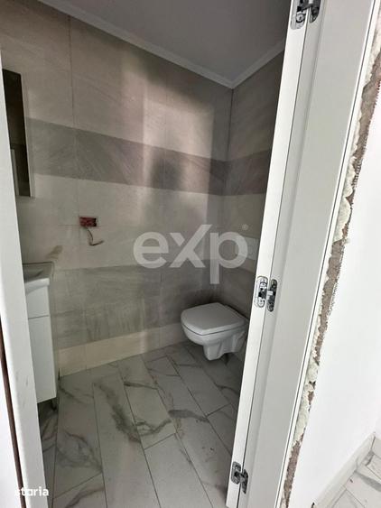 Apartament cu 2 camere ,Micro 8 ,Aleea Grivita - 4