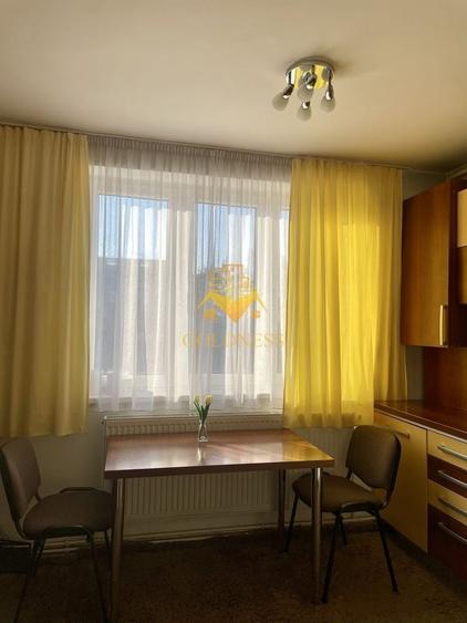 Apartament cu 2 camere semidecomandat, mobilat în Gheorgheni