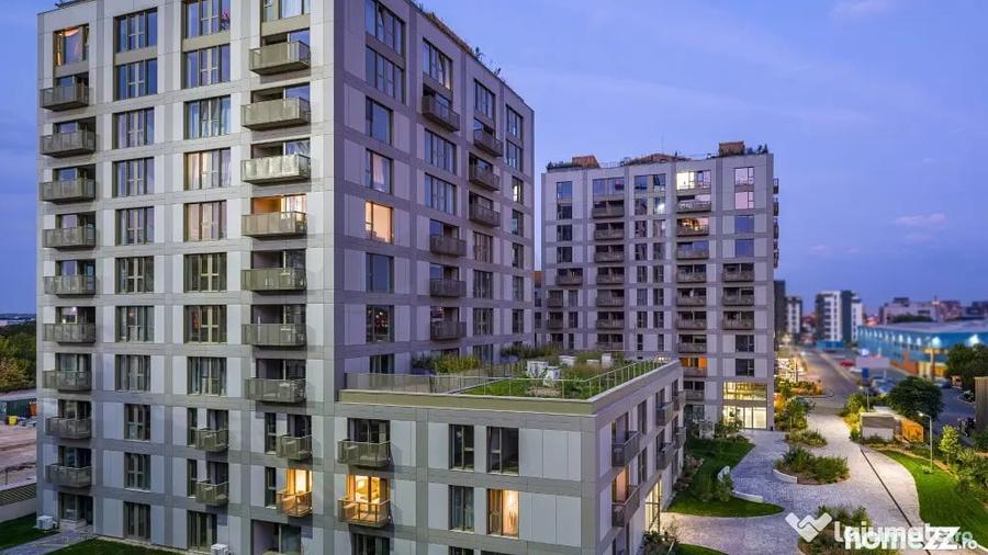 Apartament cu 3 camere decomandat în Aviației