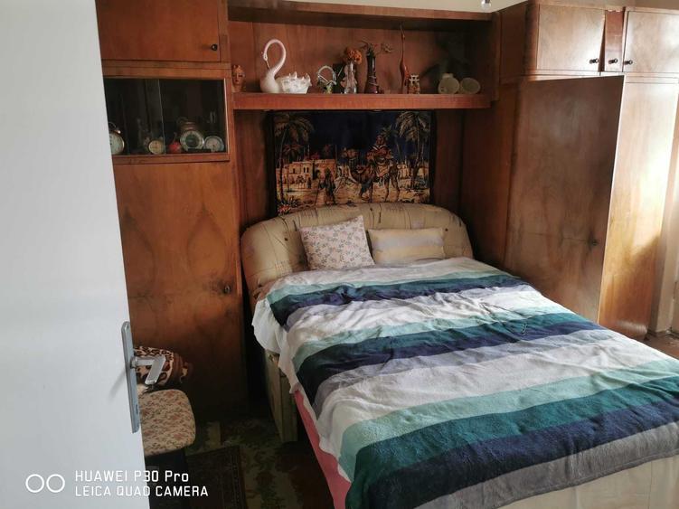 Apartament cu 3 camere decomandat în Cantemir