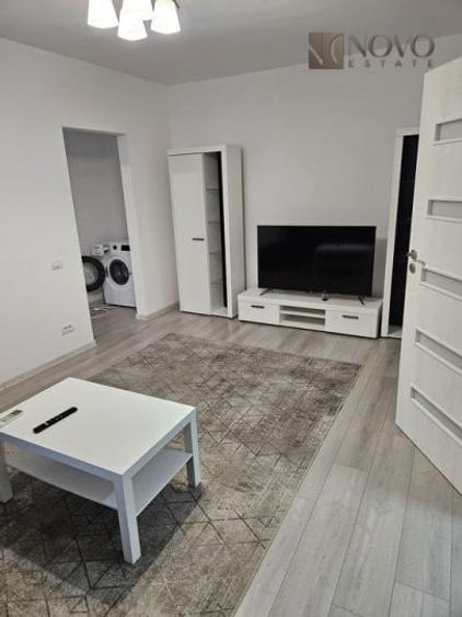 Apartament cu 2 camere semidecomandat, mobilat în Grivița