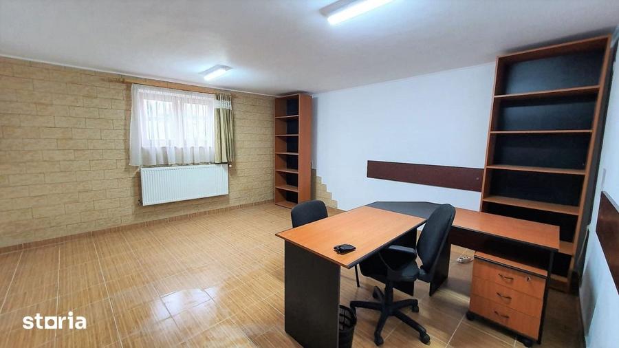 Spațiu comercial, de 60 mp, în Trei Stejari
