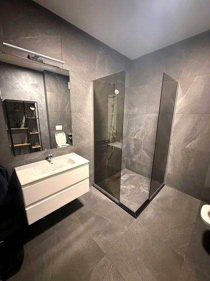 Apartament cu 3 camere decomandat în Năvodari Tabără