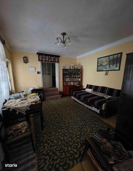 Casă cu 4 camere în Câlnic