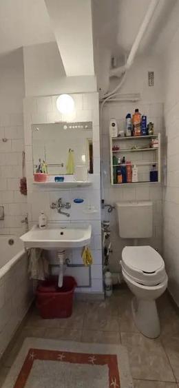 Apartament cu 4 camere decomandat, mobilat în Vest
